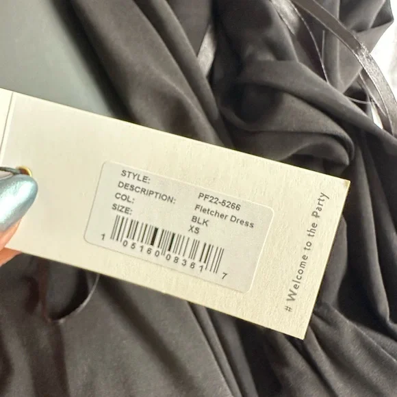 NWT Retrofete Fletcher Dress - Picture 6 of 6